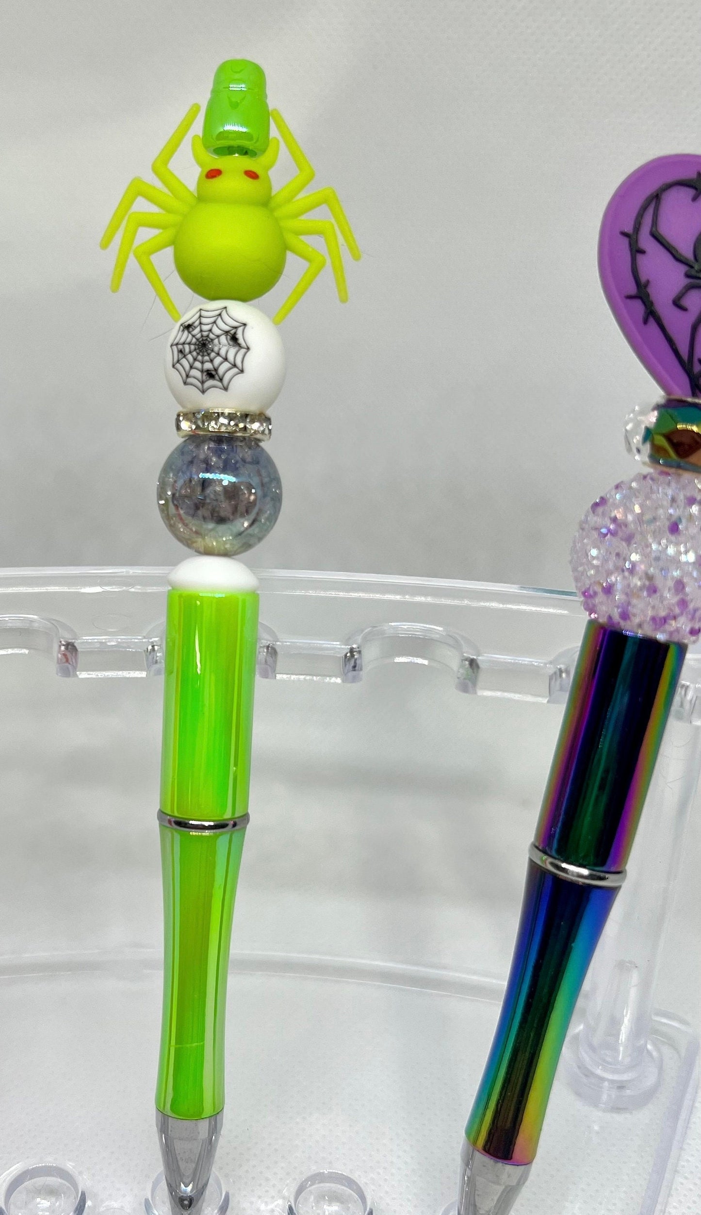 Beaded Pen Halloween Black Spider, Fun Pens Acrylic Beads, Custom Pen, Retractable Ink Pen, Gifts for her, Teacher, Nurses, Medical