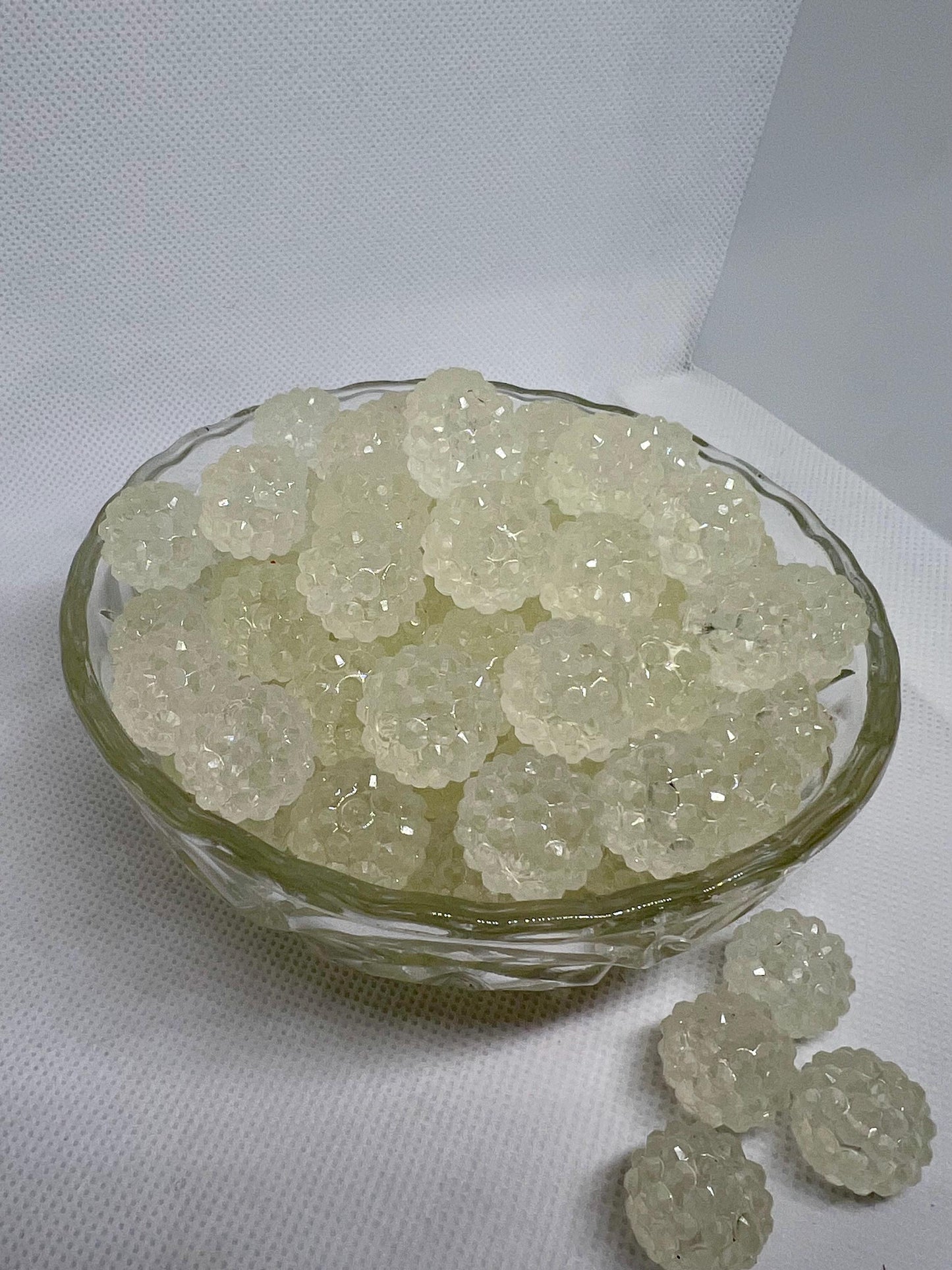 Acrylic Beads 16mm Rhinestone Glow in the Dark , Acrylic Gumball Beads in Bulk, 16mm Beads, 16mm Bubble Gum Beads, DIY ideas