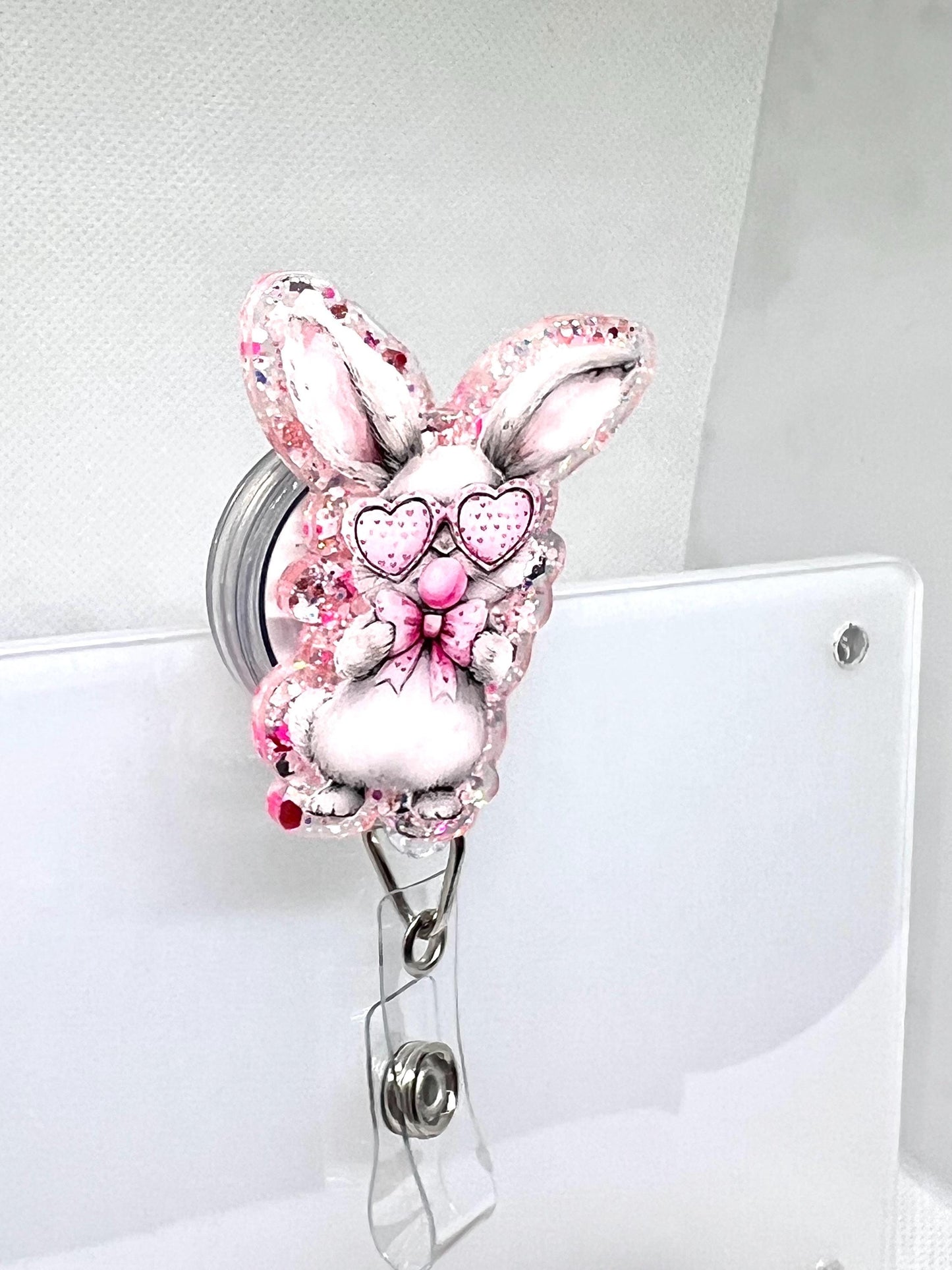 Adorable Bunny Badge Reel – Glitter Heart Glasses and Pink Design for ID Holders