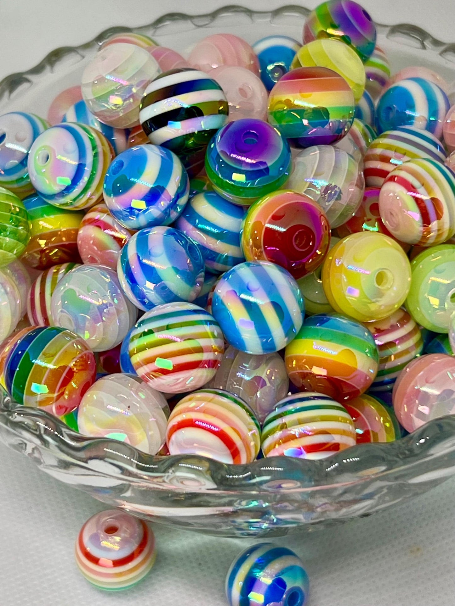 16mm Shiny AB Stripes Acrylic Beads, Acrylic Gumball Beads in Bulk, 16mm Beads, 16mm Bubble Gum Beads, DIY ideas