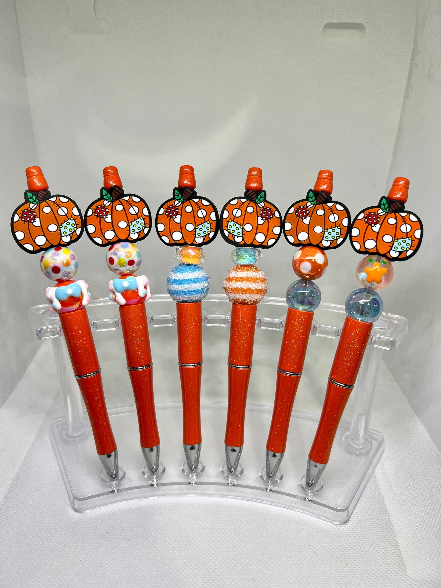 Beaded Pen Fall Pumpkin Polka Dots, Fun Pens Acrylic Beads, Custom Pen, Retractable Ink Pen, Gifts for her, Teacher, Nurses, Medical