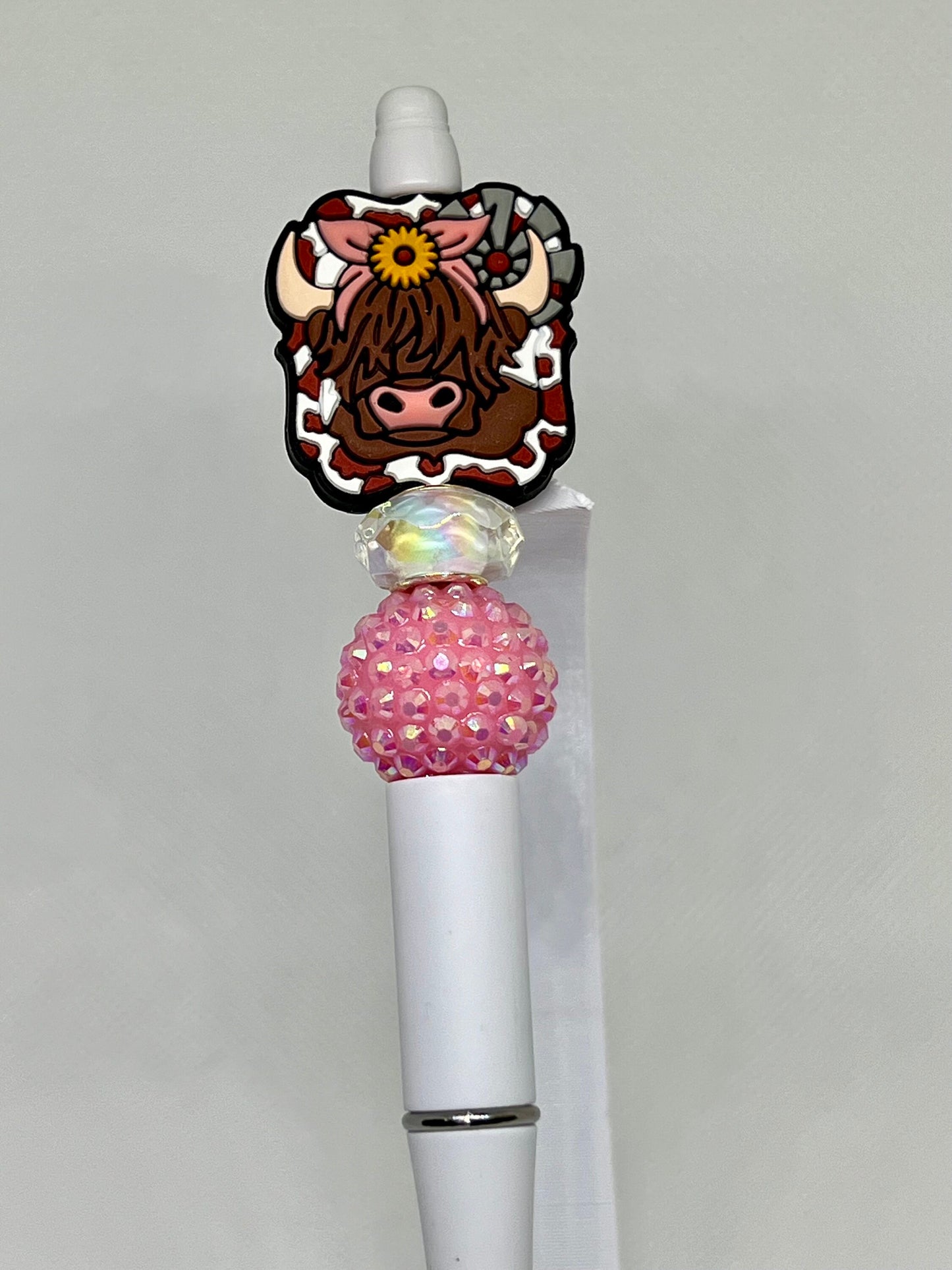 Beaded Pen Highland Cow, Fun Pens Acrylic Beads, Custom Pen, Retractable Ink Pen, Teacher Gift, Nurse Gift,  Gifts for Her, Graduation Gifts