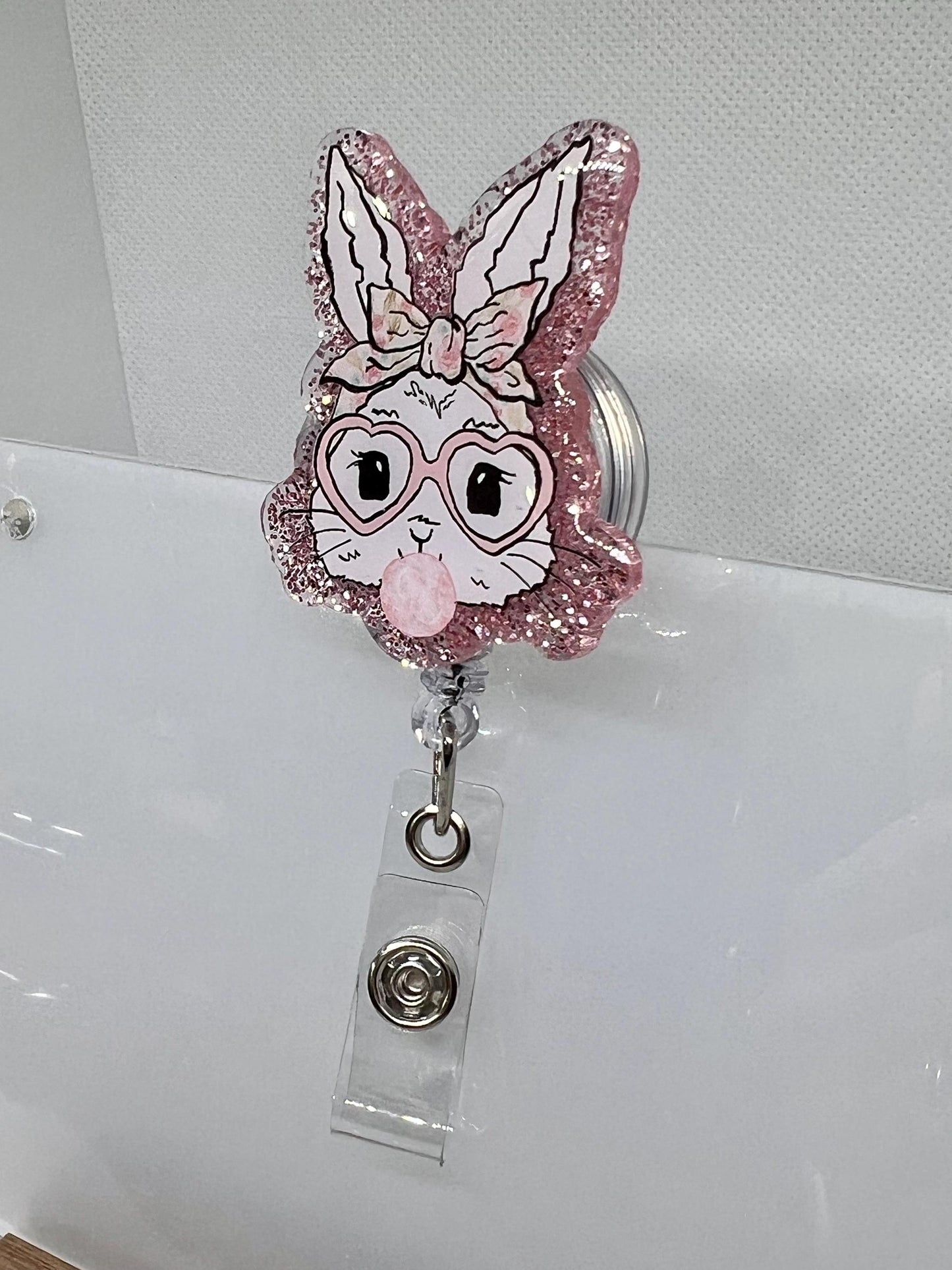 Glitter Bunny Badge Reel – Heart Glasses, Pink Bow, and Acrylic Design for Nurses and Medical Professionals