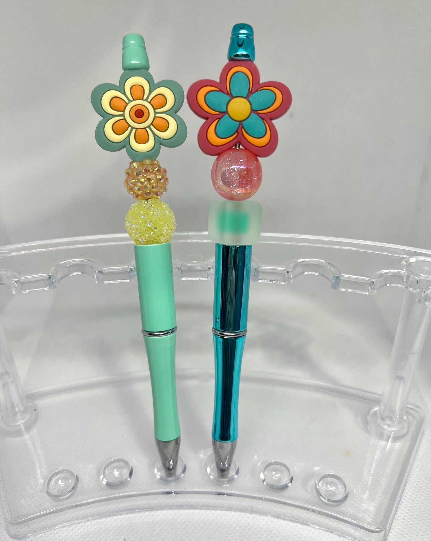 Retro Flower Beaded Pen, Refillable Ink Pen, Sarcastic Pen, Fun Pens Acrylic Beads, Custom Pen, Retractable Ink Pen, Graduation