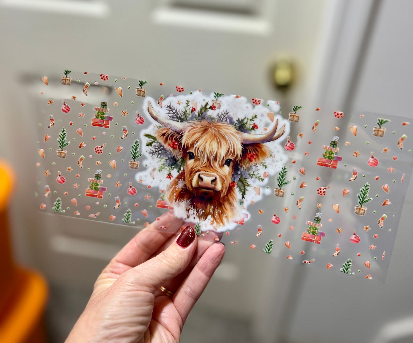 UVDTF Wrap Christmas Highland Cow 16oz Can Glass Mug Tumbler, Christmas Wrap, Ready to Apply, Permanent Waterproof Adhesive