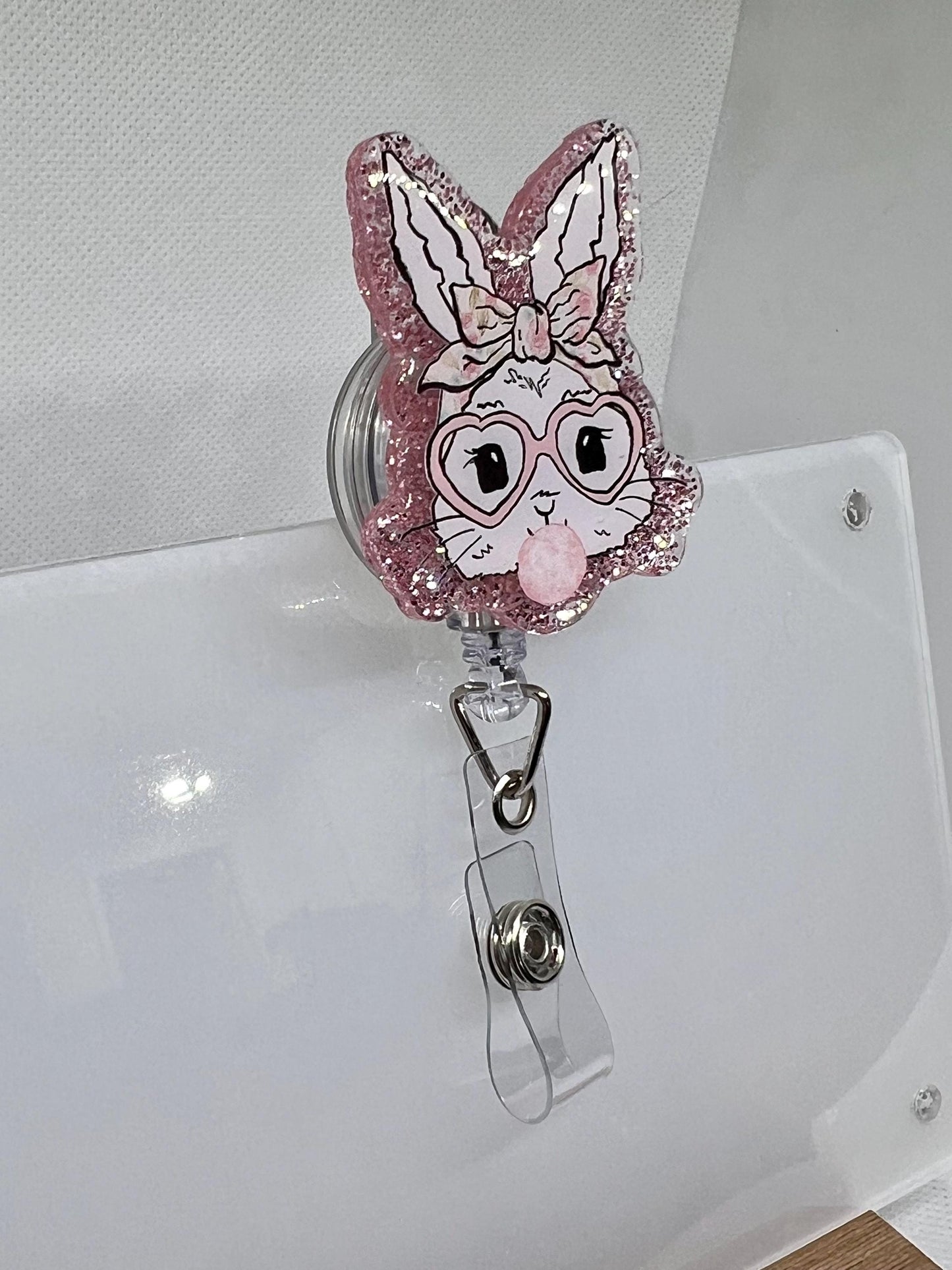Glitter Bunny Badge Reel – Heart Glasses, Pink Bow, and Acrylic Design for Nurses and Medical Professionals
