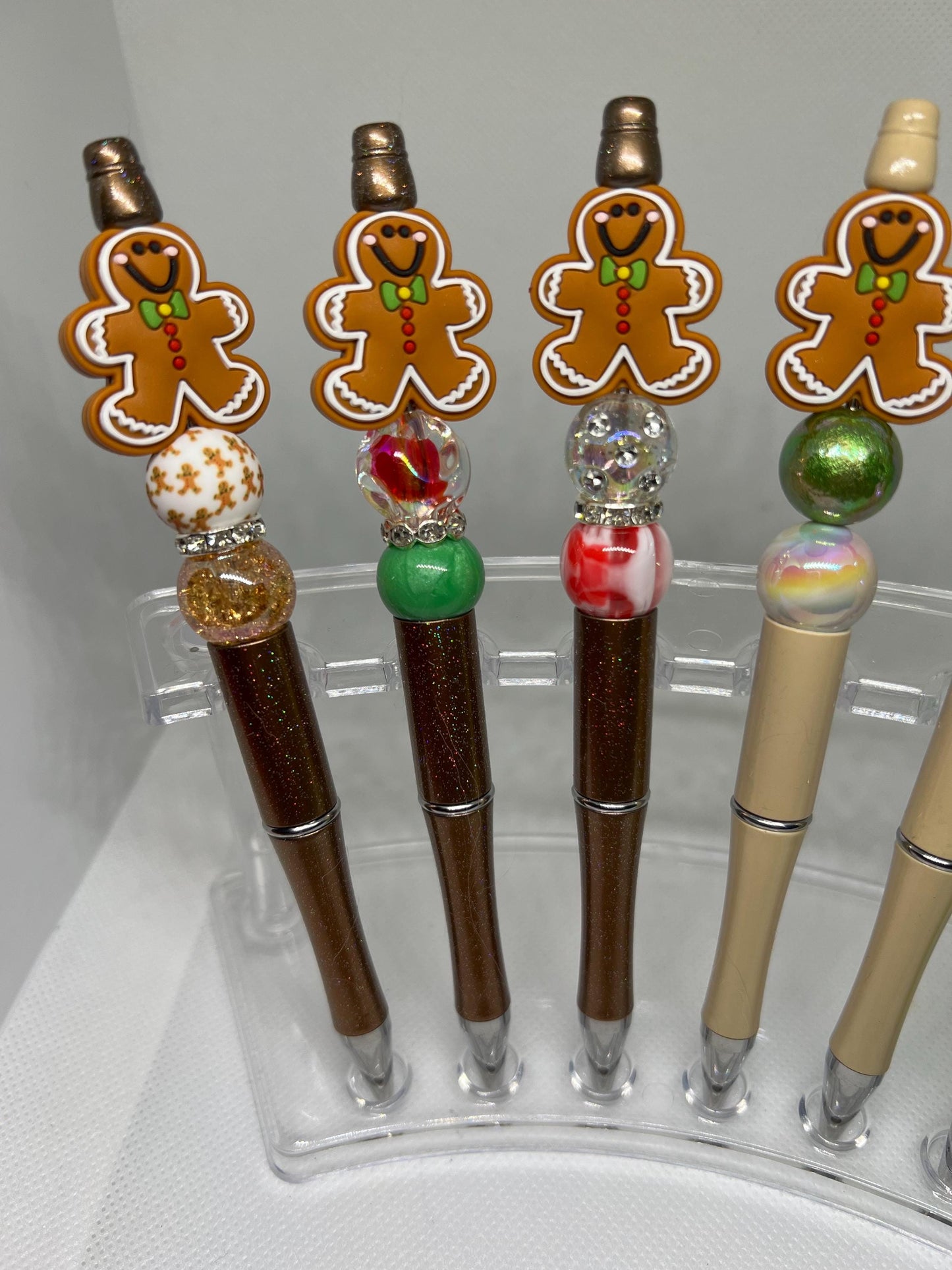 Beaded Pen Gingerbread Man Ink Pen, Christmas Pen, Nurse Gifts, Teacher Gifts, Graduation Gifts, Gifts for Her, Retractable Pen