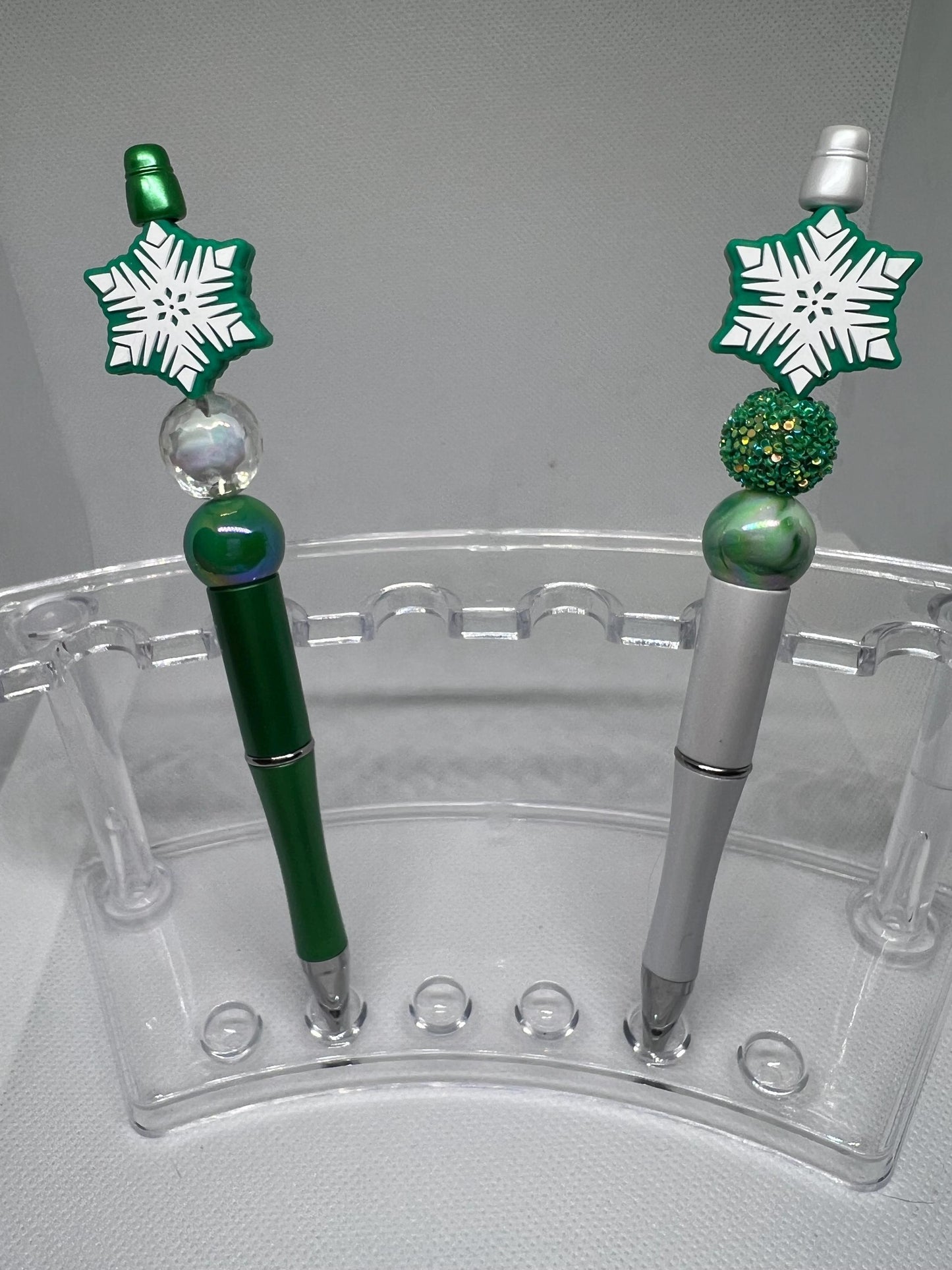 Beaded Pen Snowflake, Fun Pens Acrylic Beads, Custom Pen, Retractable Ink Pen, Gifts for her, Teach