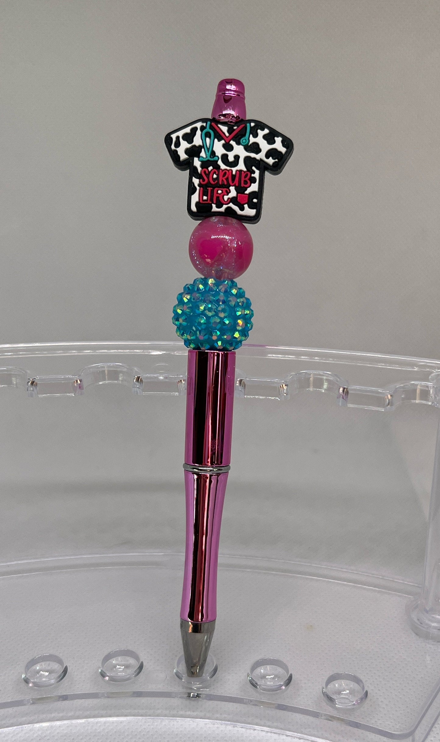 Nurse Scrub Life Beaded Pen, Cow Print Scrub Top, Sarcastic Pen, Fun Pens Acrylic Beads, Custom Pen, Retractable Ink Pen, Graduation
