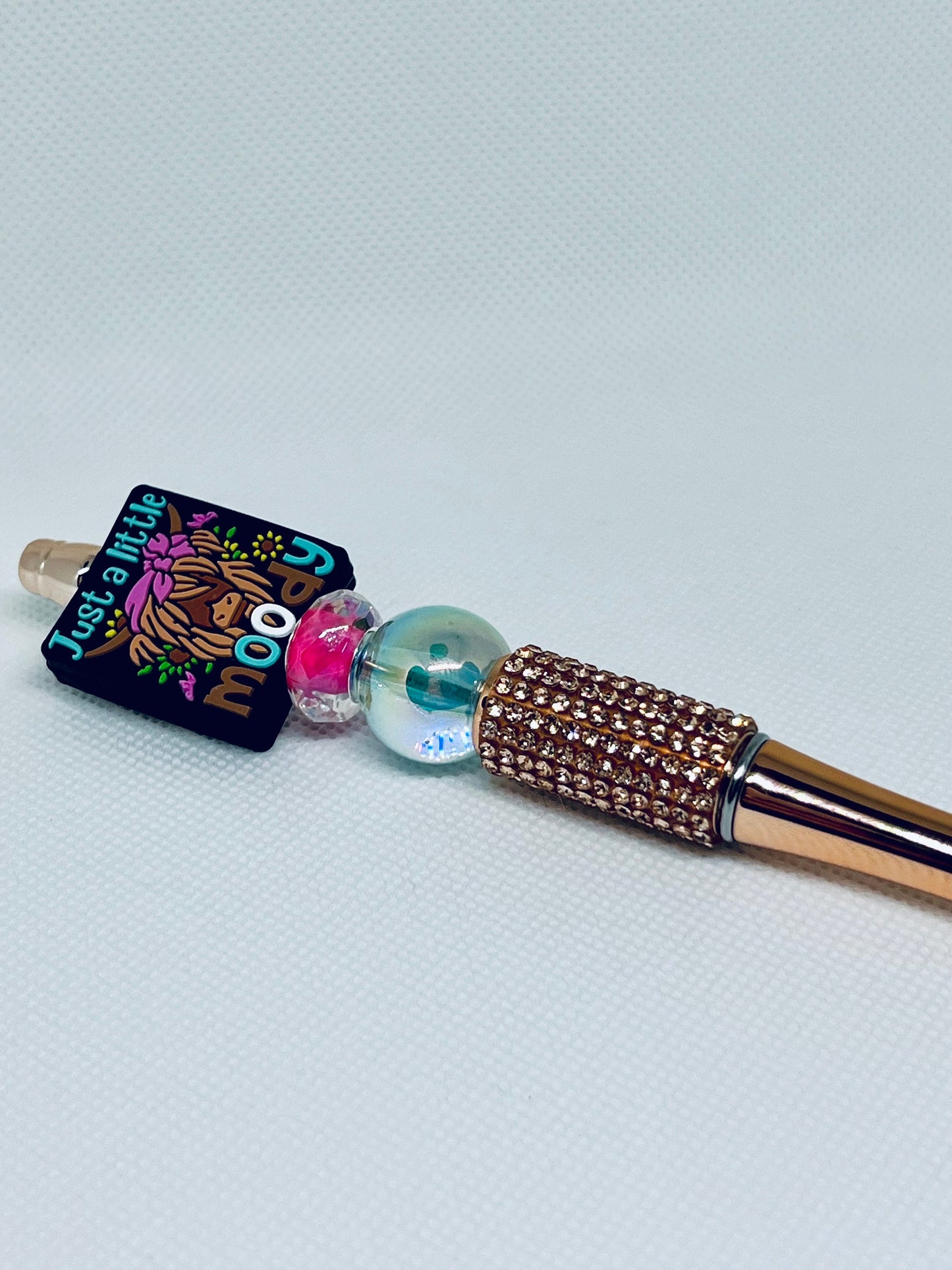 Beaded Pen Highland Cow Just a Little Moody