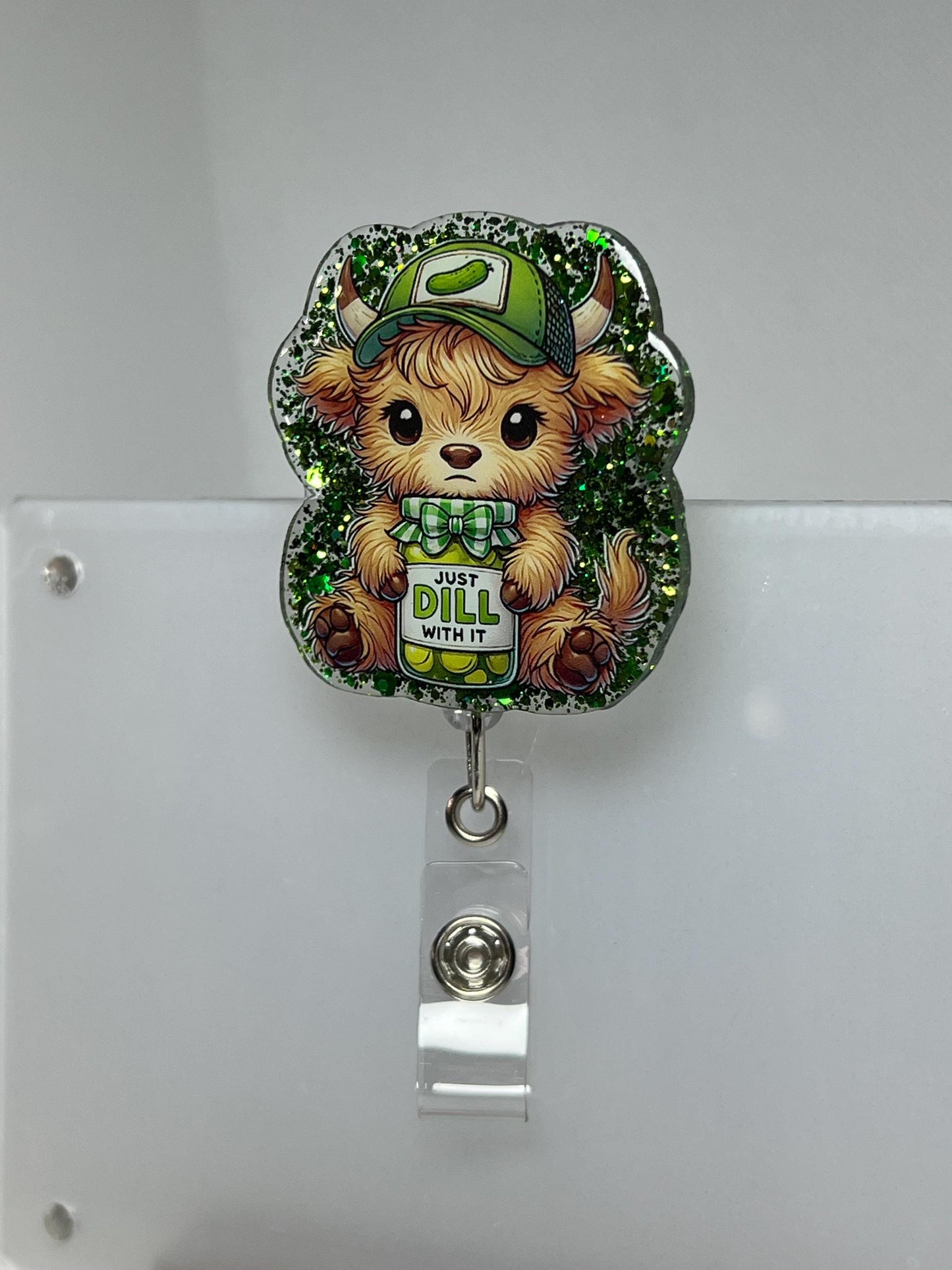 Funny Highland Cow Badge Reel – ' Green Glitter Design with Cartoon Animal for ID Holders