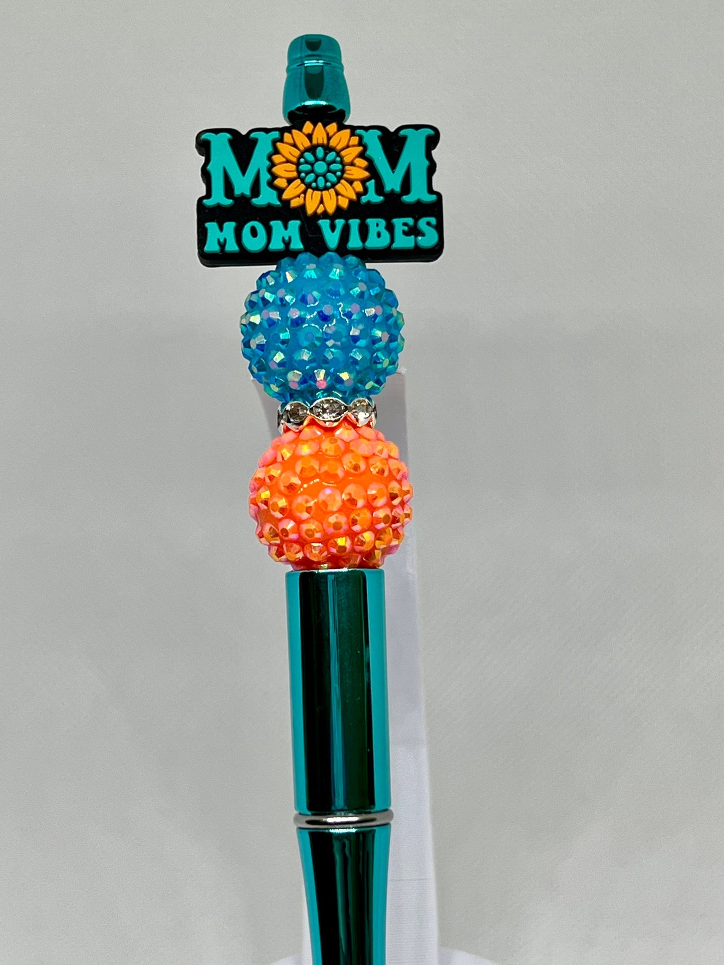 Mom Vibes Beaded Pen, Refillable Ink Pen, Sarcastic Pen, Fun Pens Acrylic Beads, Custom Pen, Retractable Ink Pen, Gifts, Graduation