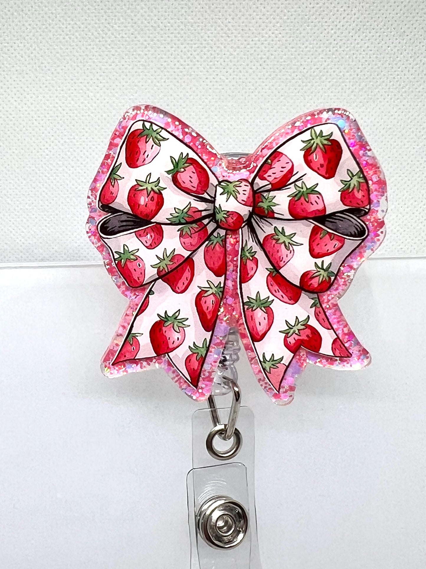 Strawberry Bow Badge Reel – Glittery Pink Design for ID Holders and Cute Accessories