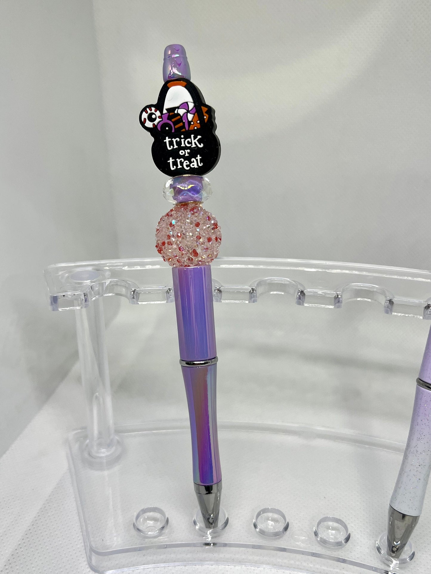 Beaded Pen Trick or Treat Halloween, Fun Pens Acrylic Beads, Custom Pen, Retractable Ink Pen, Gifts for her, Teacher, Nurses, Medical