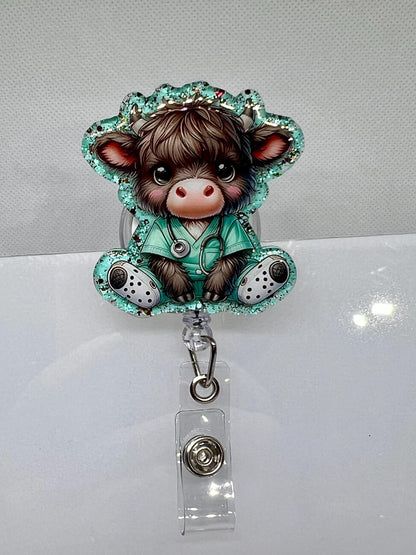 Highland Cow Nurse Badge Reel – Glittery  Design with Medical Scrubs, Retractable ID Holder for Healthcare Professionals